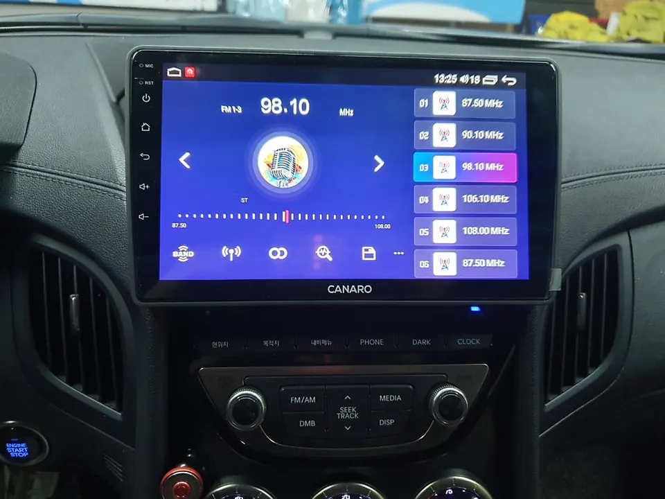 Genesis CoupeのAndroid Auto・CarPlay取付事例 施工写真 4-2