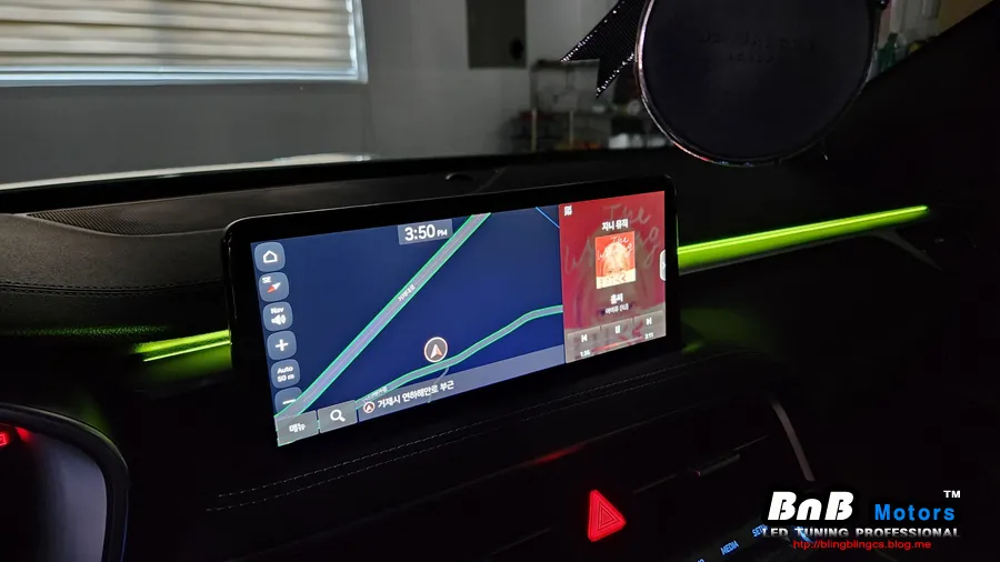Genesis G70 ambient lighting - Genesis G70 Ambient Lighting Review: Subtle Upgrade photo 4