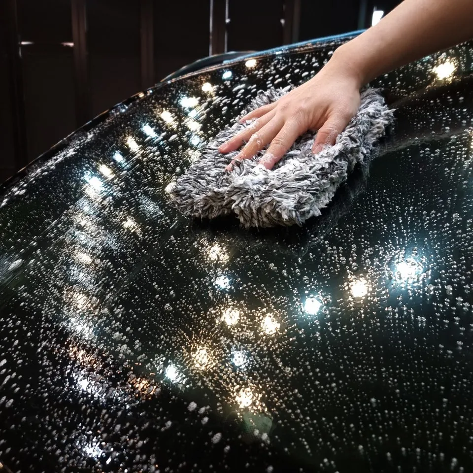 Mercedes-Benz GLBのPPF施工事例｜飛び石対策 施工写真 3-1
