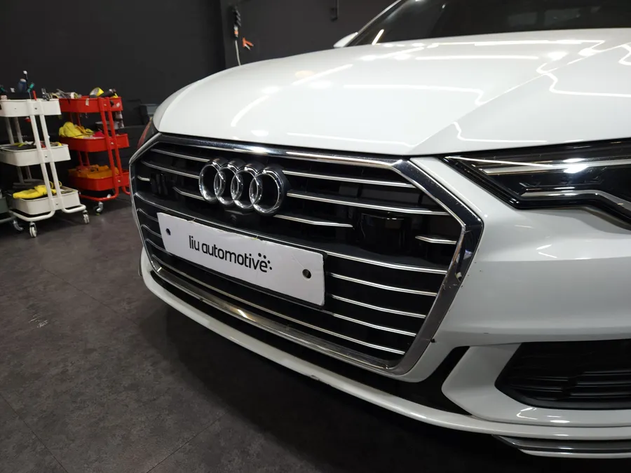 Audi A6のカーラッピング事例｜費用目安・仕上がり 施工写真 4-1