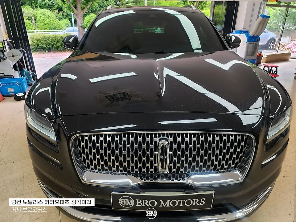 Lincoln Nautilus oem options - Lincoln Nautilus OEM Options Review: Factory Upgrade Cost photo 3