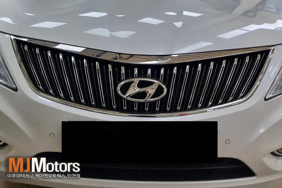 Hyundai Grandeur HG steering wheel - Hyundai Grandeur HG Steering Wheel Customization Review photo 3