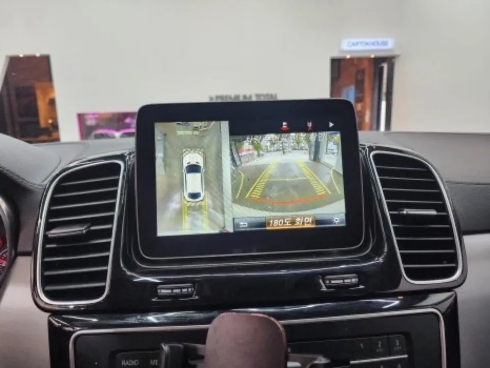 Mercedes-Benz GLE android head unit - Mercedes-Benz GLE Android Head Unit: 12.3" Upgrade Review photo 5