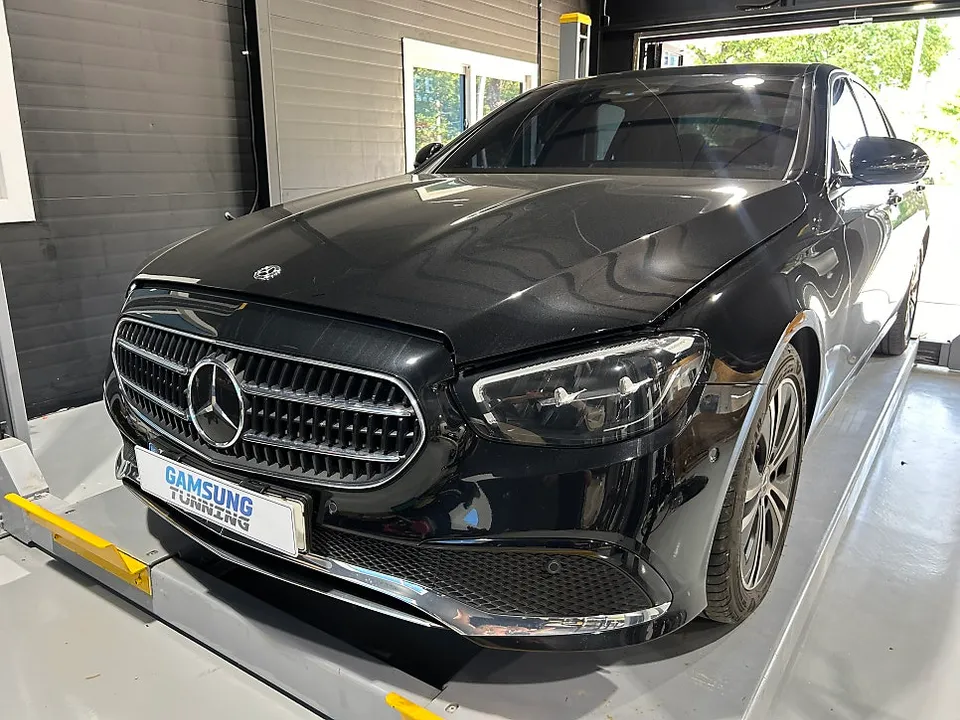 Mercedes-Benz E-Class W213 body kit - Mercedes-Benz E-Class W213 Body Kit Review — AMG Style Upgrade photo 2