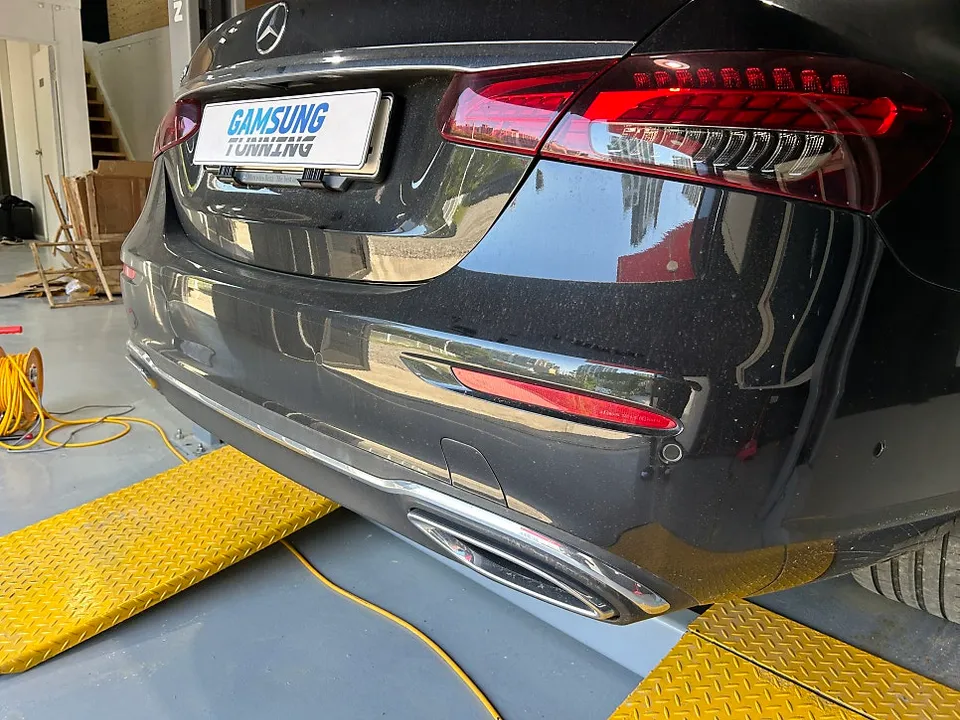 Mercedes-Benz E-Class W213 body kit - Mercedes-Benz E-Class W213 Body Kit Review — AMG Style Upgrade photo 5