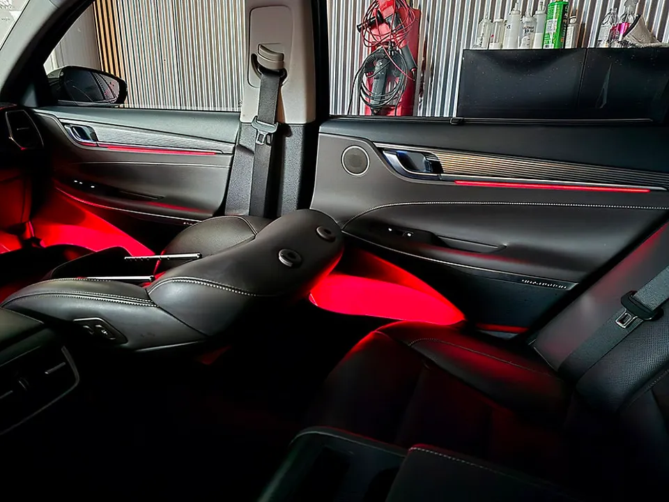 Hyundai Grandeur IG ambient lighting - Hyundai Grandeur IG Ambient Lighting Review: Subtle Upgrade photo 4