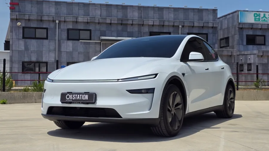 Tesla Model Y window tinting - Tesla Model Y Window Tinting Review: Cost & Results photo 4