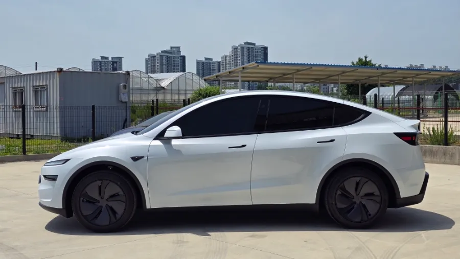 Tesla Model Y window tinting - Tesla Model Y Window Tinting Review: Cost & Results photo 5