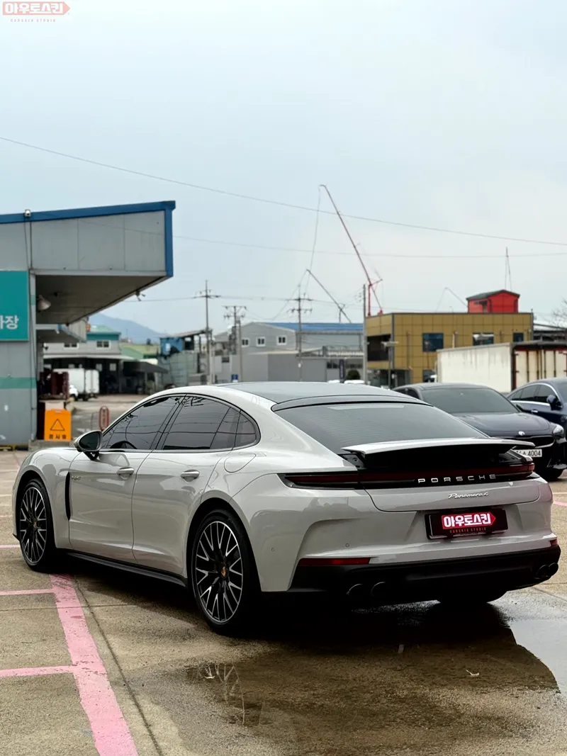Porsche PanameraのPPF施工事例 施工写真 2-2
