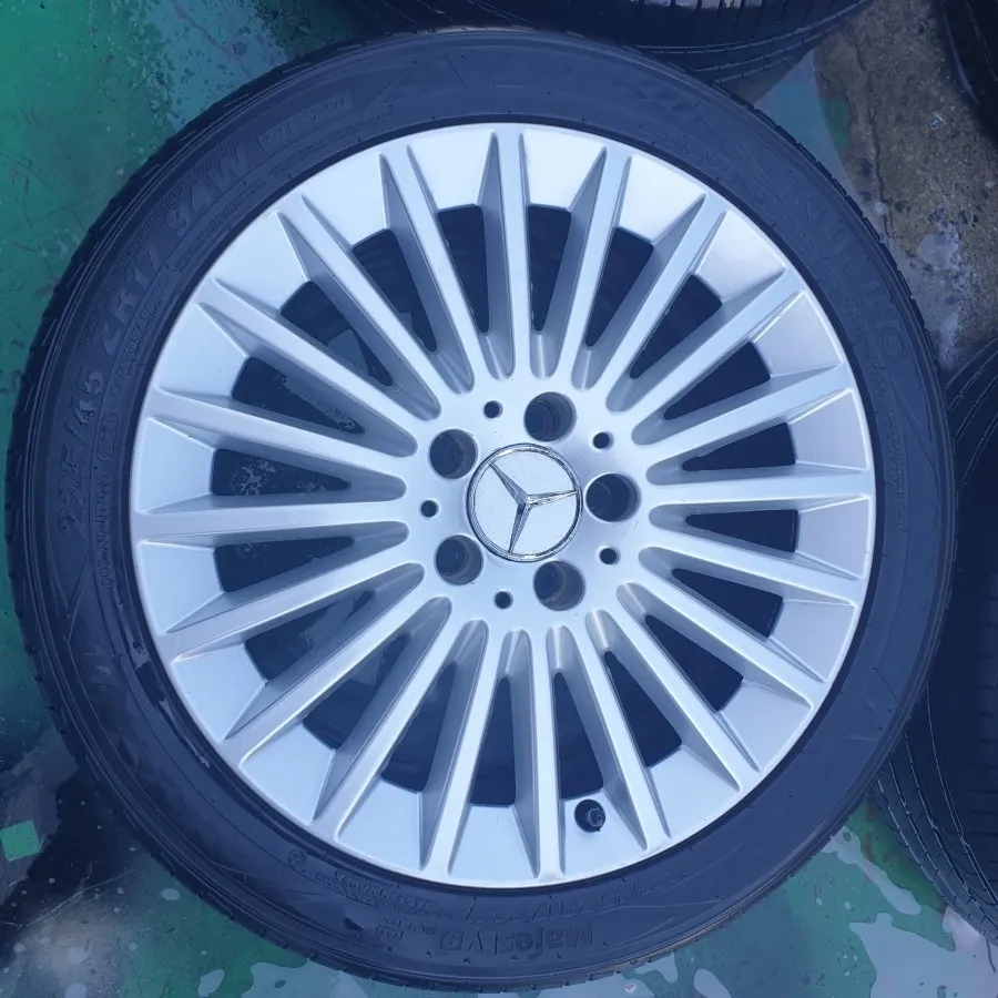 Mercedes-Benz C클래스 W205 tires installation result