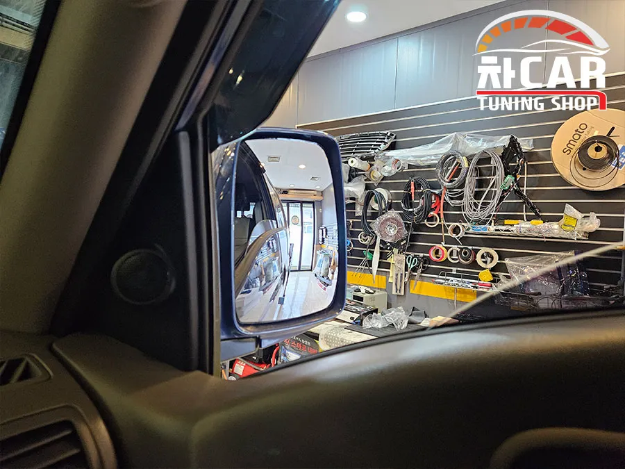Kia Porter 2のドライブレコーダー取付事例 施工写真 1-2