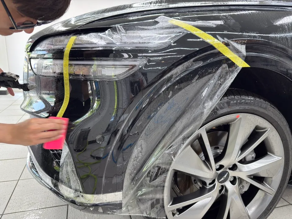 Genesis GV70 PPF施工事例:費用目安と仕上がり 施工写真 3-1