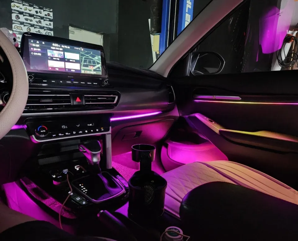 Kia Seltos ambient lighting review