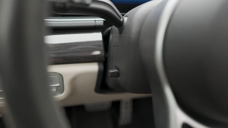 Mercedes-Benz GLE W167 steering wheel - Mercedes-Benz GLE W167 Steering Wheel Customization Review photo 4