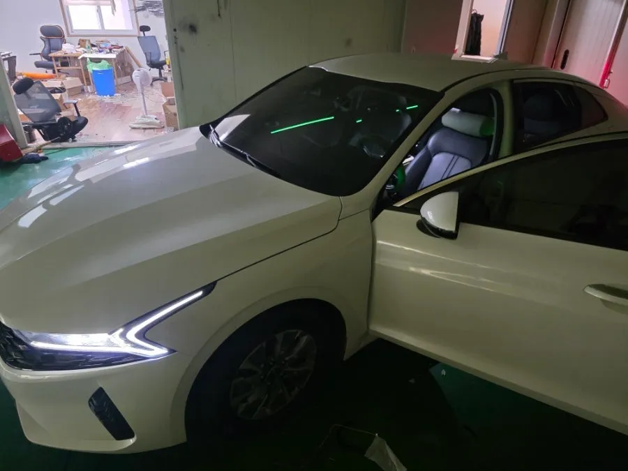 Kia K5 DL3 Ambient Lighting Review — Natural Integration