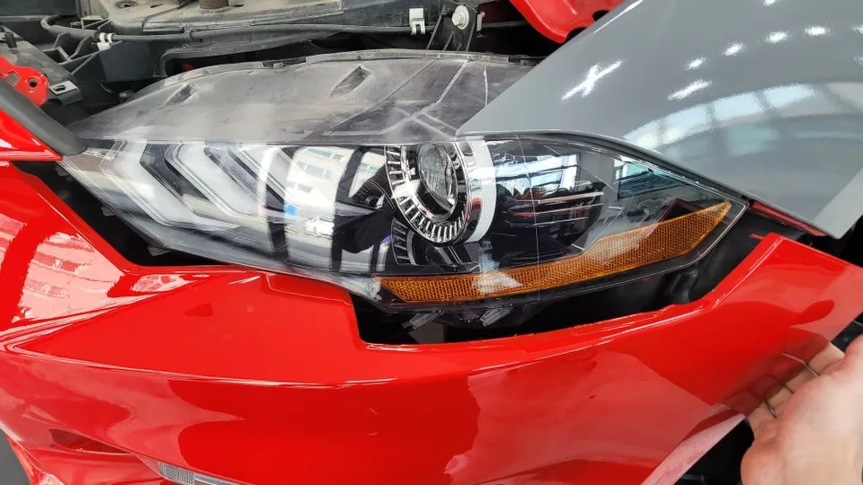 Ford Mustang Convertibleのカーラッピング事例｜費用目安・仕上がり 施工写真 1-2