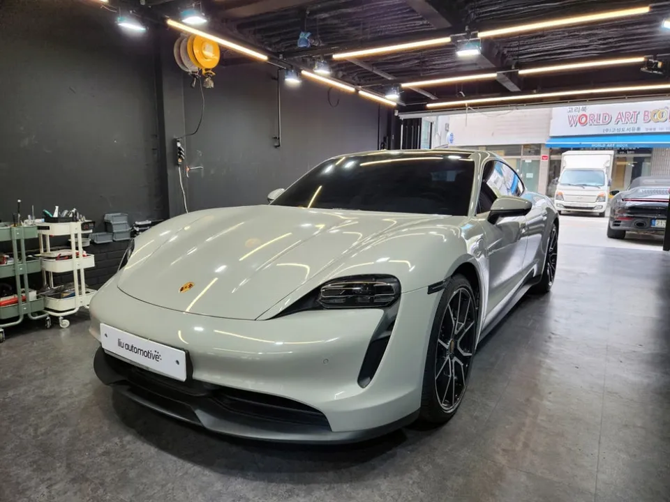 Porsche Taycan vinyl wrap - Porsche Taycan Vinyl Wrap Review: Cost & Results photo 4