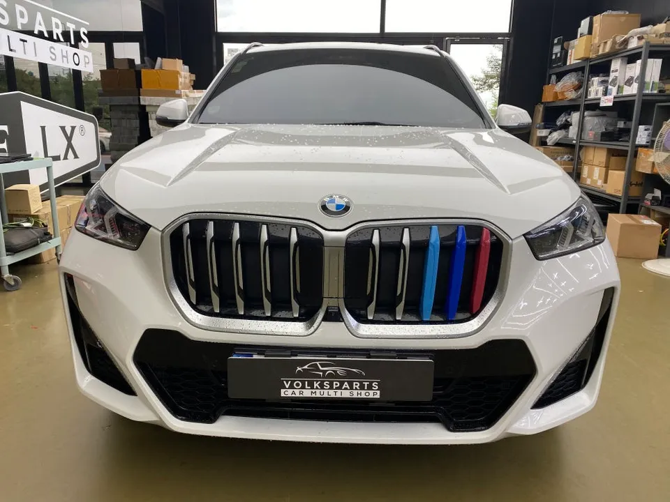 BMW X1 ambient lighting - BMW X1 Ambient Lighting Review — Elevate Your Interior Mood photo 3