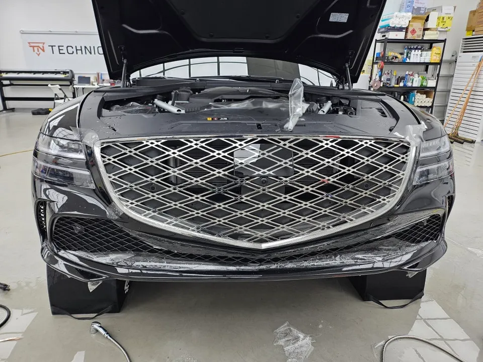 Genesis G80のPPF施工事例|費用目安と仕上がり 施工写真 2-3
