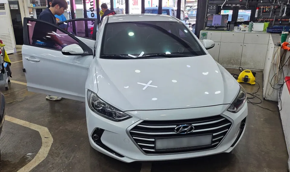 Hyundai Elantra window tinting review