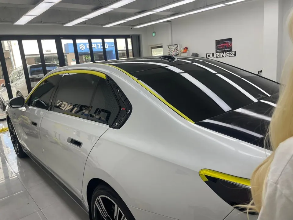 BMW 7 Seriesのカーラッピング事例｜費用目安・仕上がり 施工写真 3-3
