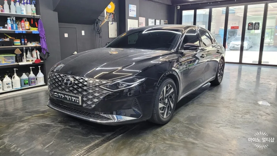 Hyundai Grandeur IGのカーフィルム施工事例｜費用目安・仕上がり 写真