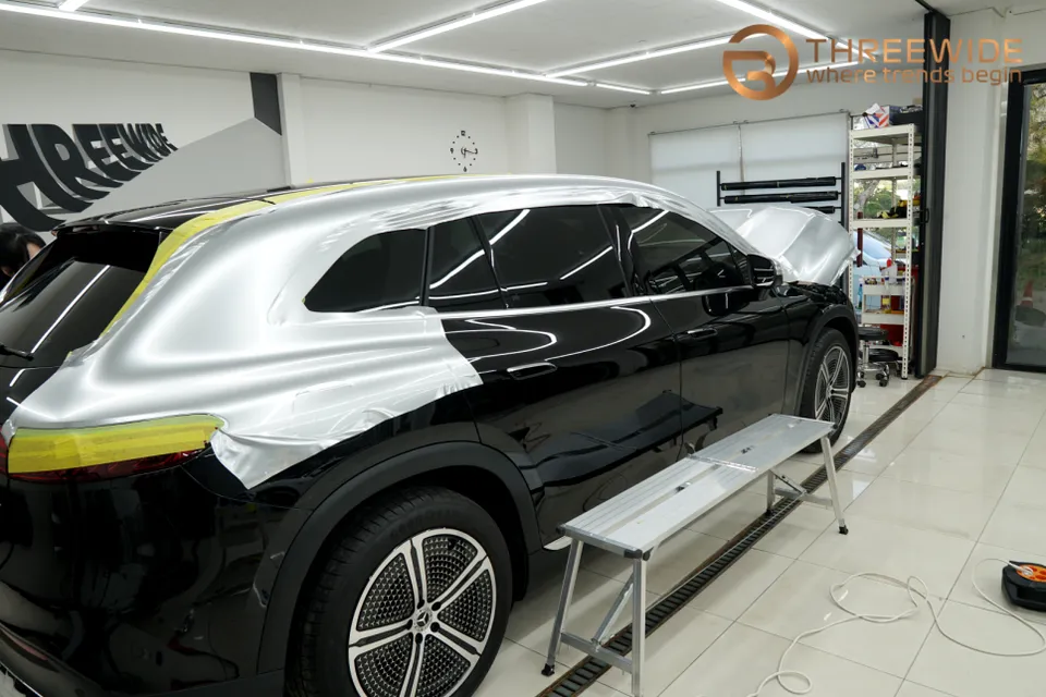 Mercedes-Benz EQSのカーラッピング事例|費用目安・仕上がり 施工写真 1-2