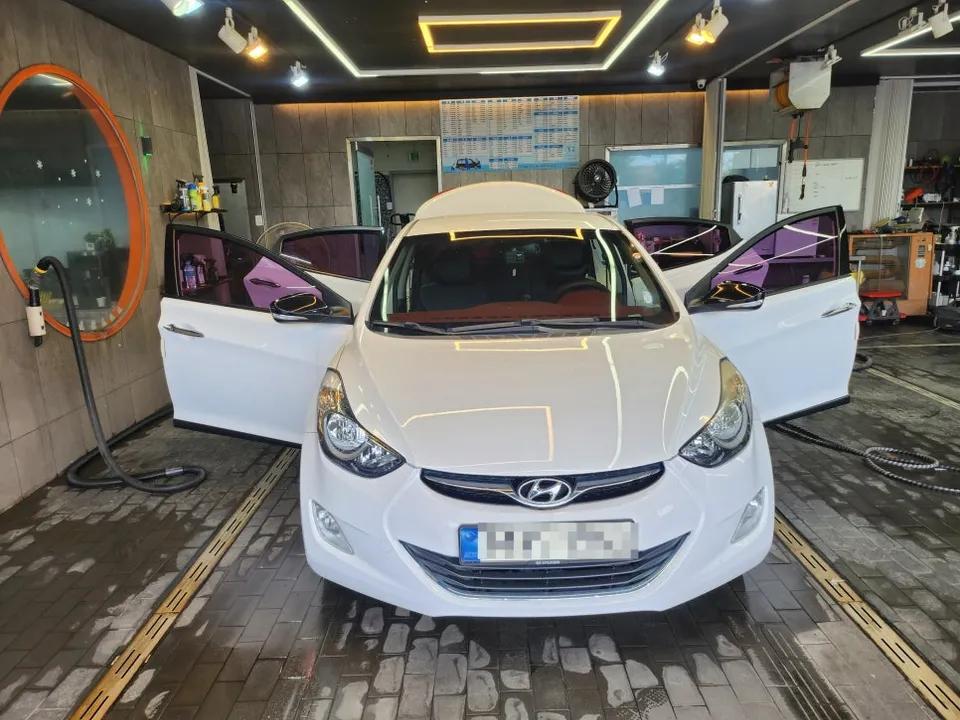 Hyundai 아반떼 MD paint correction installation result