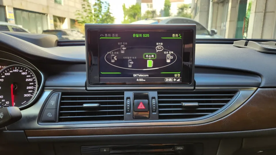 Audi A6のカーラッピング事例|費用目安・仕上がり 施工写真 2-2