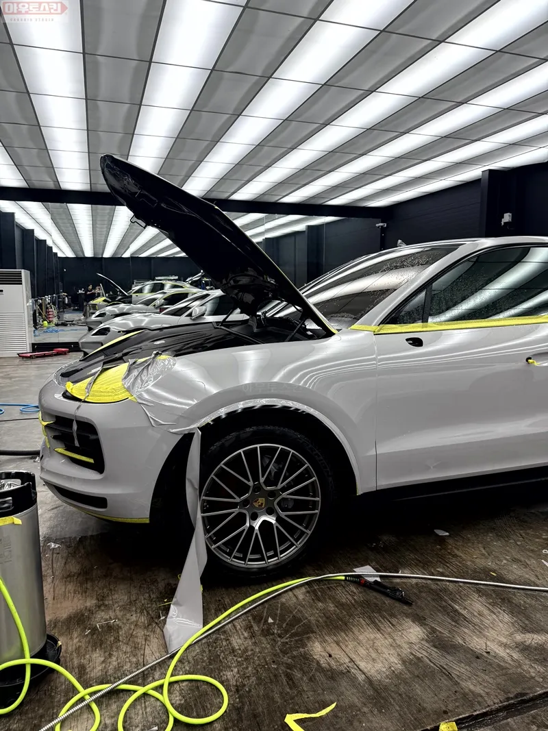 Porsche CayenneのカラーPPF施工事例|費用目安・仕上がり 施工写真 3-3