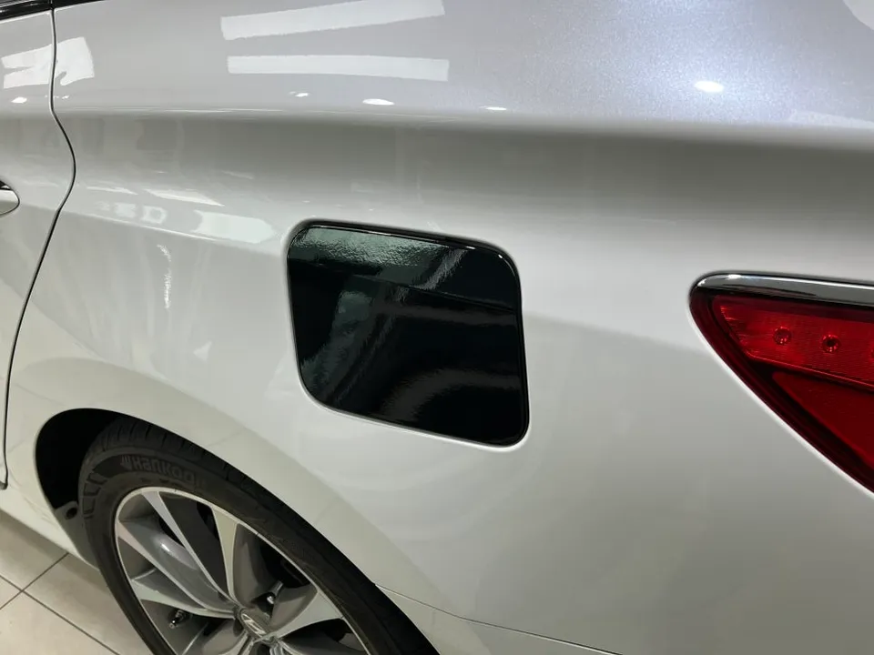 Hyundai Grandeur HGのカーラッピング事例｜クロームパーツの質感変化 施工写真 1-3