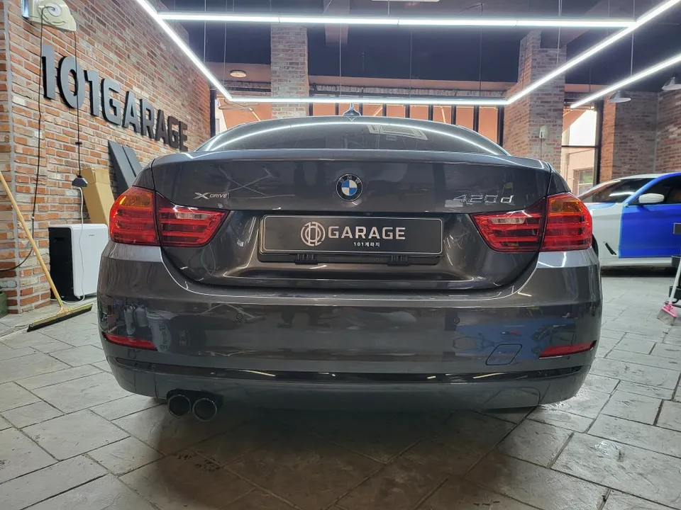 BMW 420D vinyl wrap - BMW 420D Vinyl Wrap Review: Carmine Red Transformation photo 4