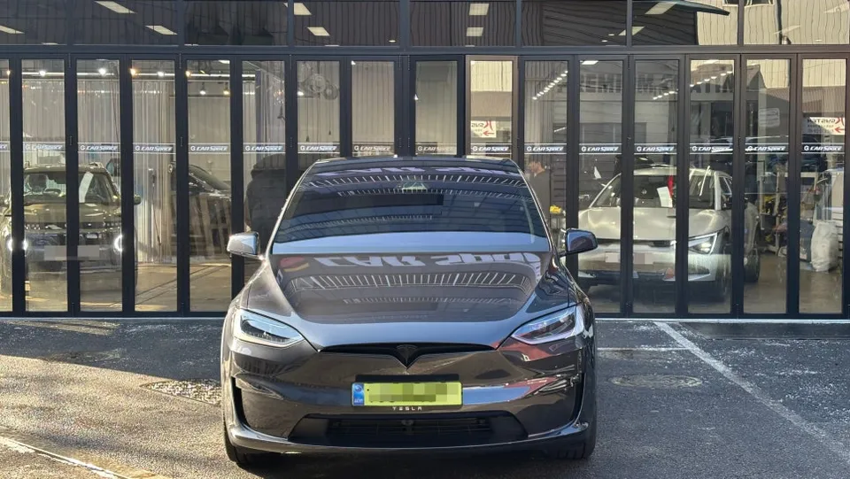 Tesla Model X multi package - Tesla Model X Multi-Package Install Review photo 3