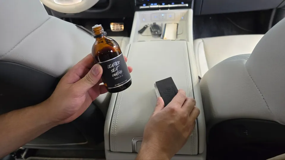 Hyundai Santa Feのガラスコーティング事例 施工写真 2-2