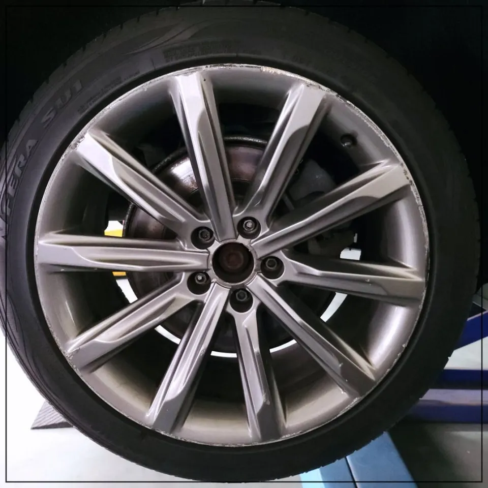 Audiのホイールリペア・塗装事例 施工写真 5