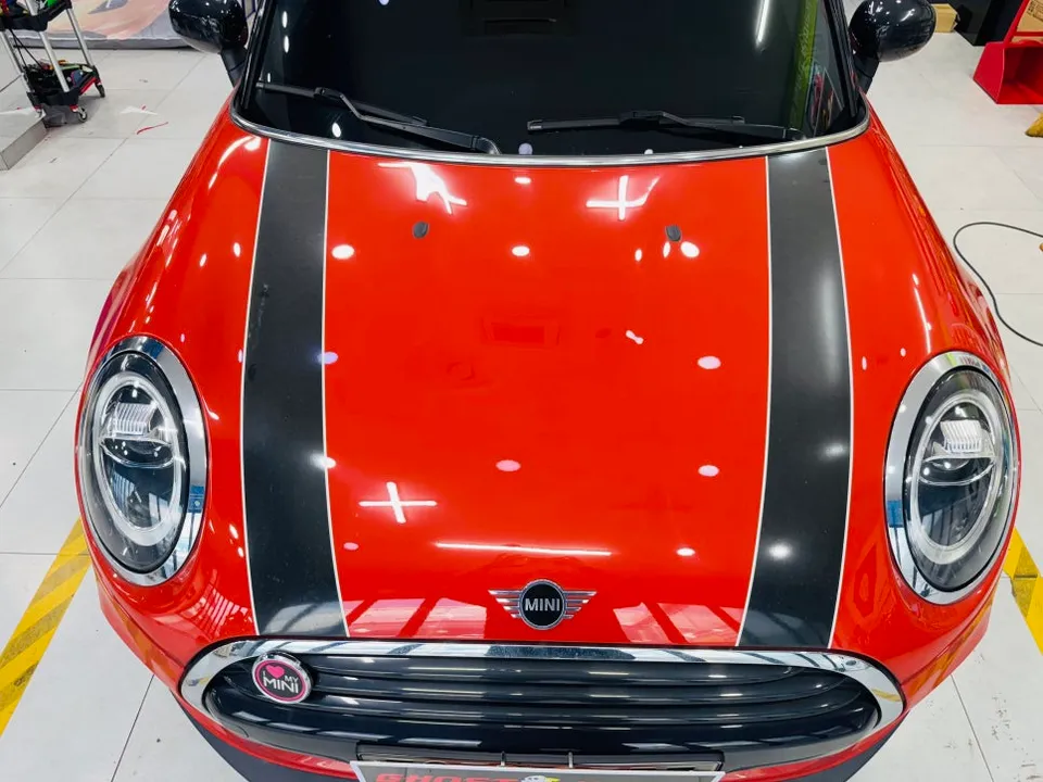 MINI MINI Cooperのガラスコーティング事例|費用目安・仕上がり 施工写真 3-1