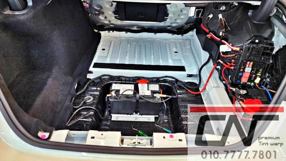 Mercedes-Benz S-Class W223 dash cam - Mercedes-Benz S-Class W223 Dash Cam Installation Review photo 3