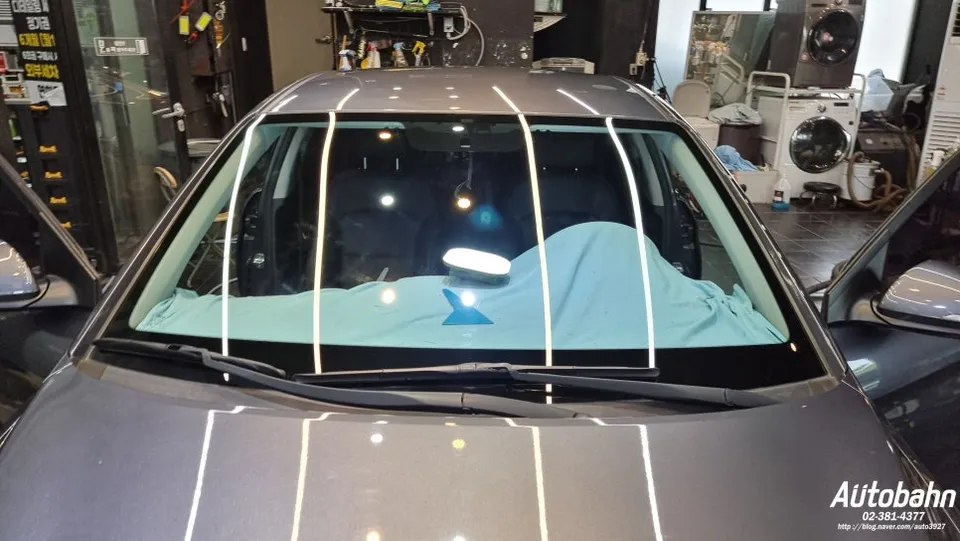 Hyundai Elantraのカーフィルム施工事例｜費用目安・仕上がり 施工写真 3-1