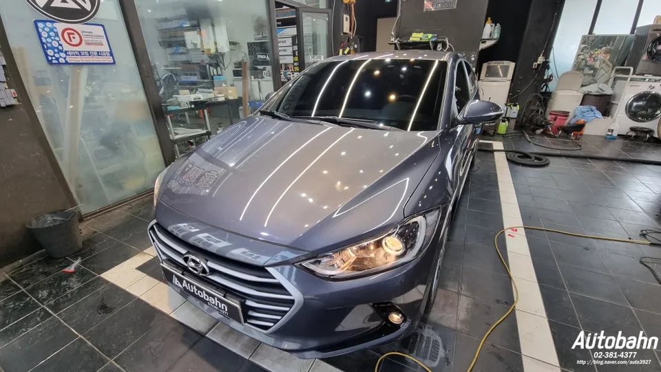 Hyundai Elantraのカーフィルム施工事例｜費用目安・仕上がり 施工写真 2-3