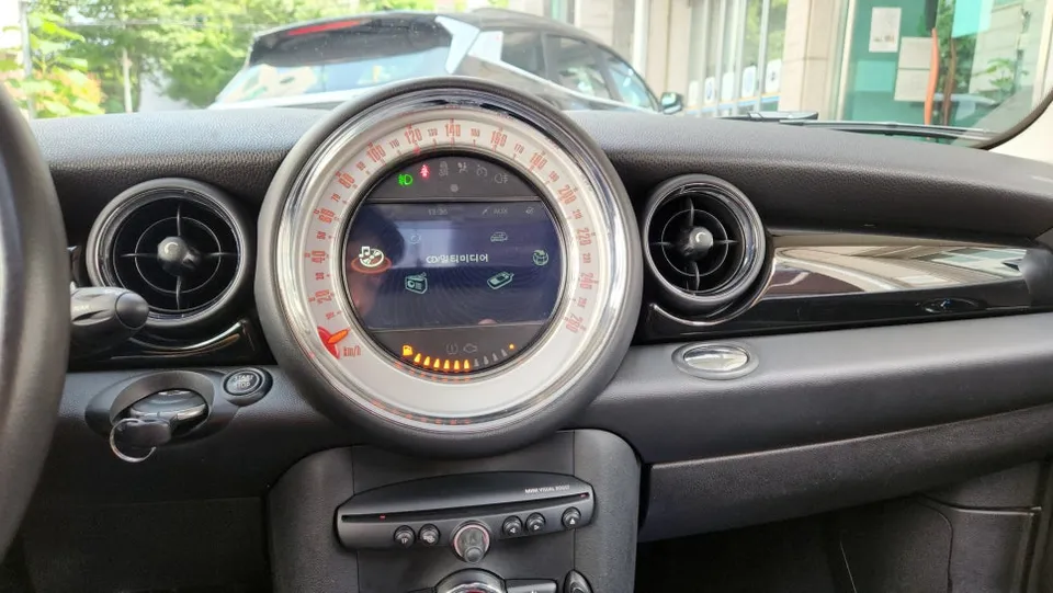 MINI MINI Cooperのカーオーディオ施工事例 写真