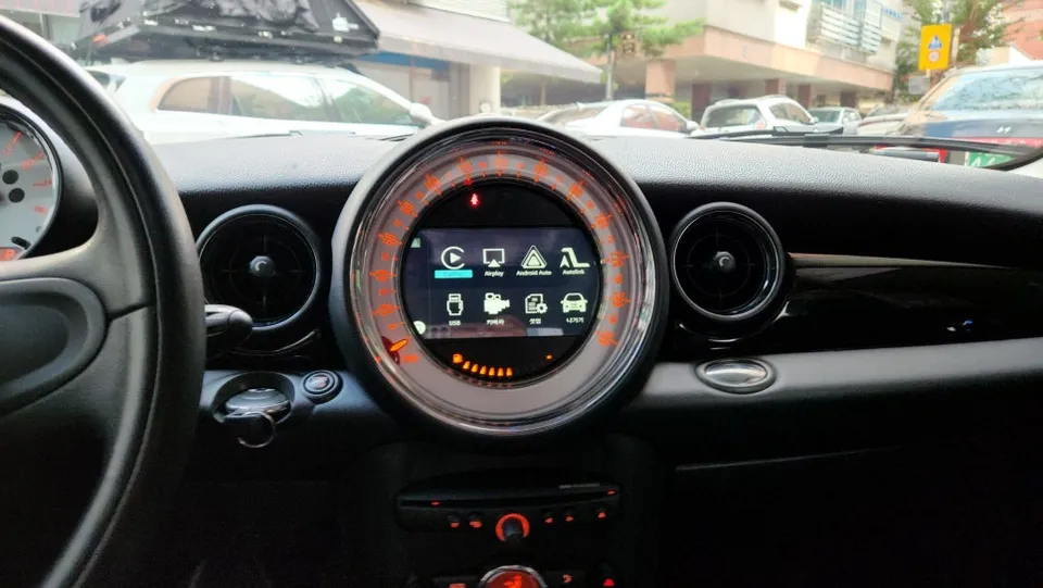 MINI MINI Cooperのカーオーディオ施工事例 施工写真 1-2