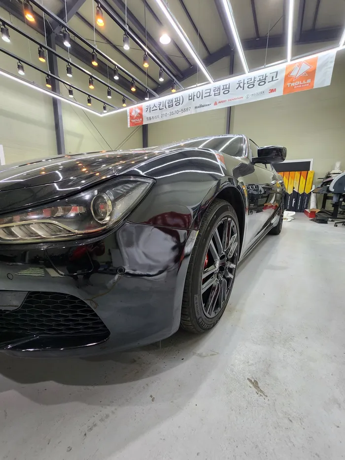 Maserati Ghibliのカーラッピング事例|費用目安・仕上がり 施工写真 3-3