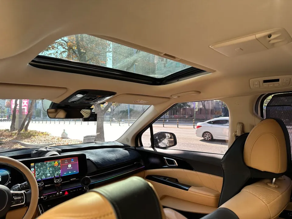 Kia Carnival KA4のカーフィルム施工事例｜費用目安・仕上がり 施工写真 1-3