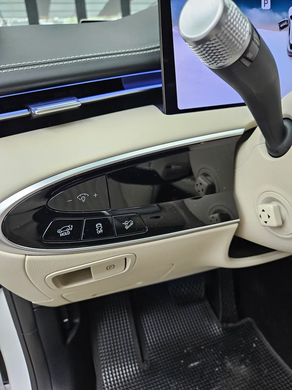 Genesis GV70 ppf - Genesis GV70 PPF Review: Interior Protection for a Pristine Cabin photo 3
