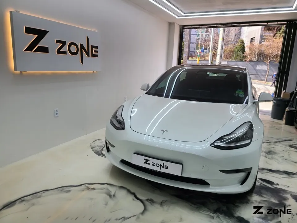 Tesla Model 3 Window Tinting Review — Privacy & Heat Reduction photo 2