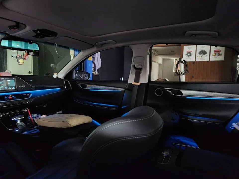 Hyundai Azera ambient lighting - Hyundai Azera Ambient Lighting Review: Cost & Results photo 3