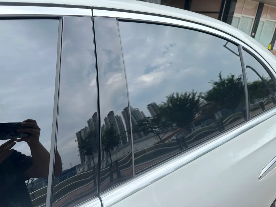 Mercedes-Benz Eクラス W214 PPF施工事例|費用目安・仕上がり 施工写真 2-2