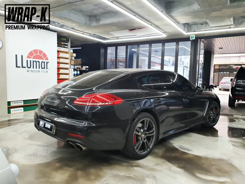 ポルシェ パナメーラ カーラッピング事例|費用目安・仕上がり 施工写真 1-3
