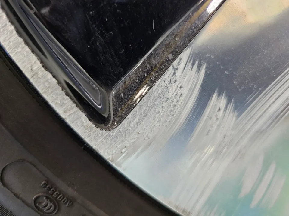 Volvo XC60 wheel repair - Volvo XC60 Wheel Repair & Painting Review: Like New photo 4