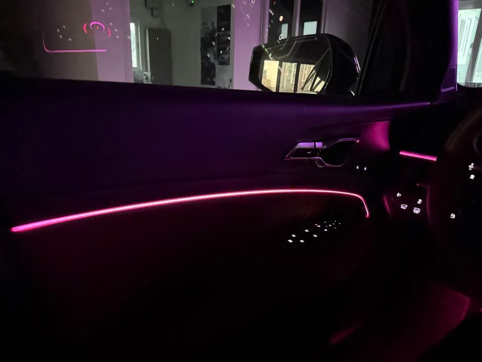 Kia Sportage NQ5 ambient lighting - Kia Sportage NQ5 Ambient Lighting Review: Cost & Results photo 4